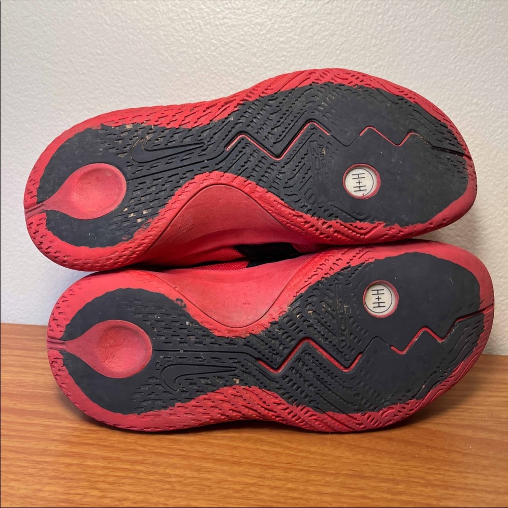 Kyrie Flytrap Red - image 6